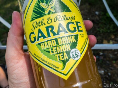 hard drink lemon tea